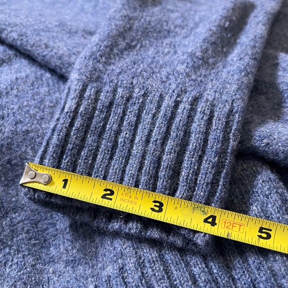 VTG Blue wool turtle neck sweater - Picture 6 of 6